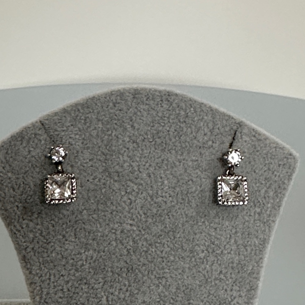 Pandora Crystals Earrings ✨